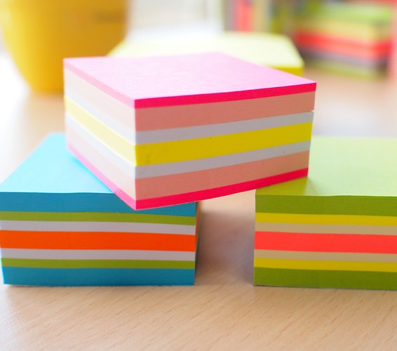 Sticky Notes Size 50mm x 40mm Cube Neon ( 21203 )
